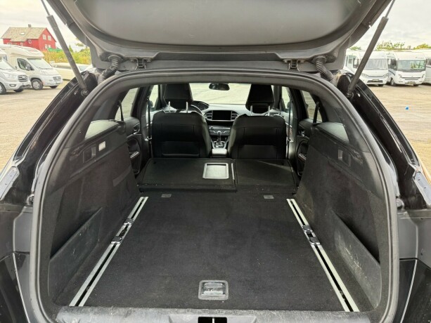 peugeot-308-diesel-2015-big-34
