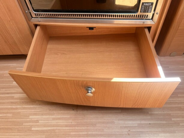knaus-royale-580-uk-gulvvarme-truma-varme-k248yeseng-sittegruppe-seng-lav-seng-nytt-fortelt-2010-big-29