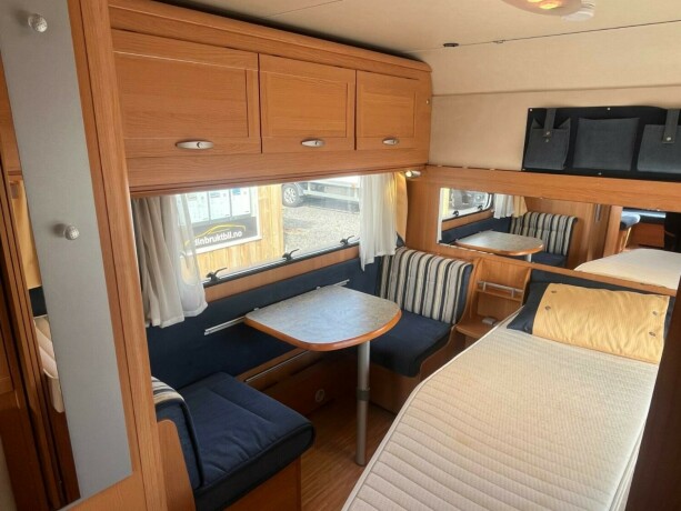 knaus-royale-580-uk-gulvvarme-truma-varme-k248yeseng-sittegruppe-seng-lav-seng-nytt-fortelt-2010-big-50