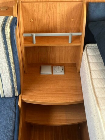knaus-royale-580-uk-gulvvarme-truma-varme-k248yeseng-sittegruppe-seng-lav-seng-nytt-fortelt-2010-big-54