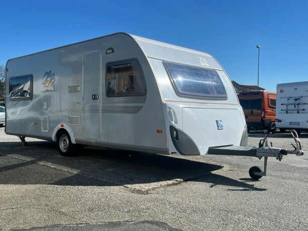 knaus-royale-580-uk-gulvvarme-truma-varme-k248yeseng-sittegruppe-seng-lav-seng-nytt-fortelt-2010-big-2