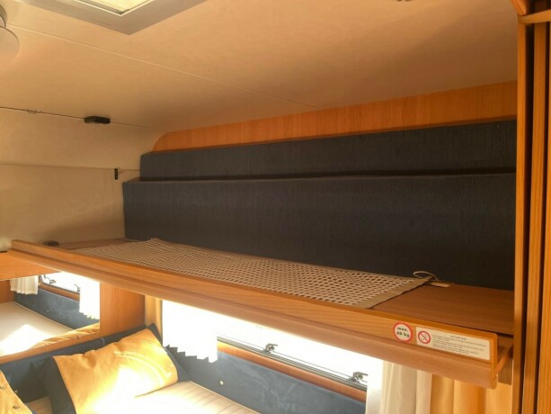 knaus-royale-580-uk-gulvvarme-truma-varme-k248yeseng-sittegruppe-seng-lav-seng-nytt-fortelt-2010-big-62