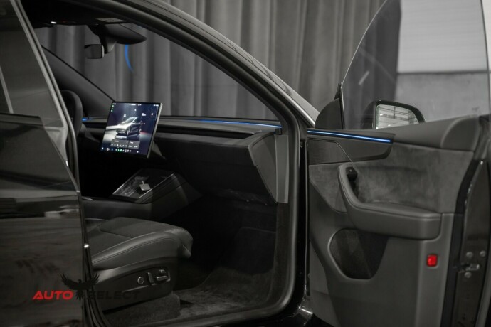 tesla-model-y-elektrisitet-2026-big-30