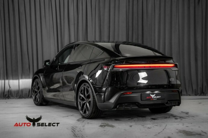 tesla-model-y-elektrisitet-2026-big-9