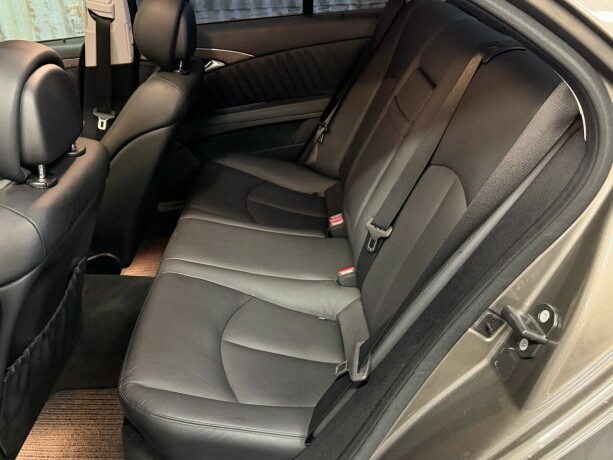 mercedes-benz-e420-diesel-2008-big-36