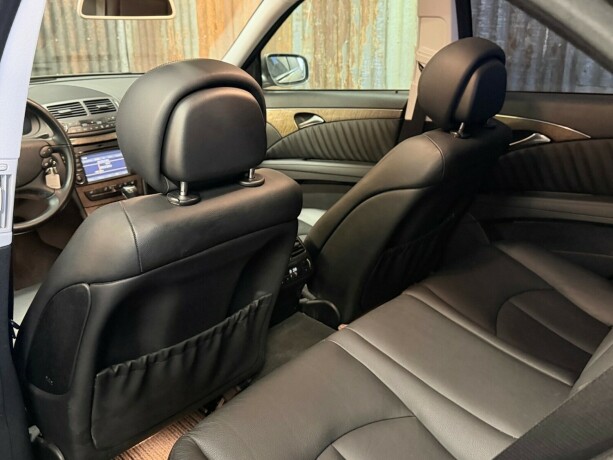 mercedes-benz-e420-diesel-2008-big-37