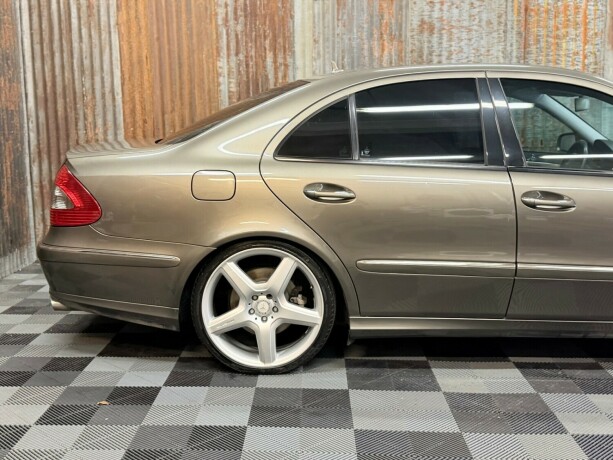 mercedes-benz-e420-diesel-2008-big-3