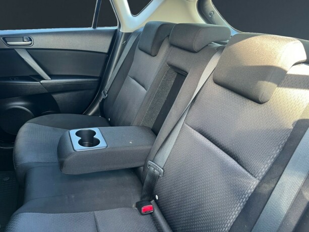 mazda-3-bensin-2009-big-12