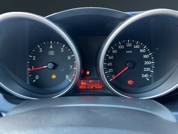 mazda-3-bensin-2009-big-22