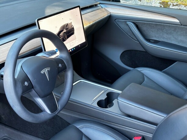 tesla-model-y-elektrisitet-2024-big-11