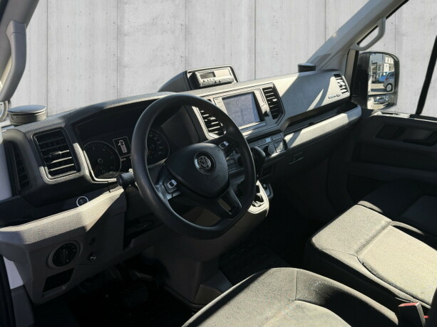 volkswagen-crafter-diesel-2019-big-10