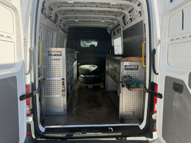 volkswagen-crafter-diesel-2019-big-5