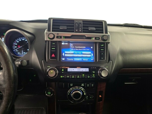 toyota-land-cruiser-diesel-2014-big-8