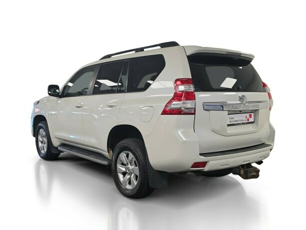 toyota-land-cruiser-diesel-2014-big-1