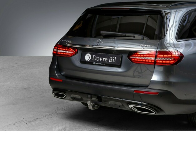 mercedes-benz-e220-d-diesel-2021-big-5