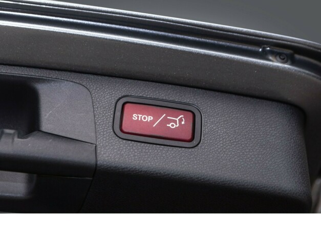 mercedes-benz-e220-d-diesel-2021-big-31