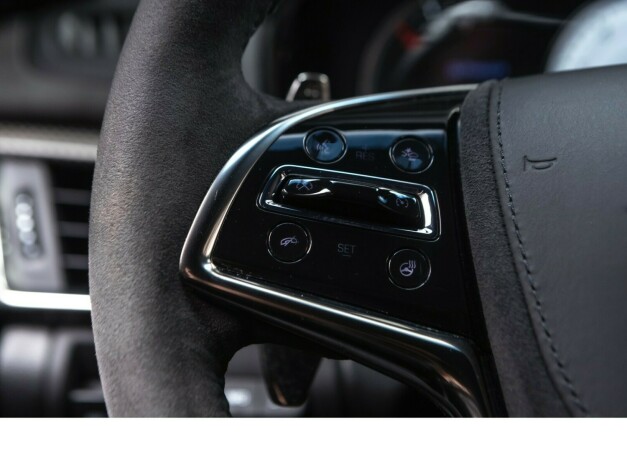 cadillac-cts-v-bensin-2016-big-21