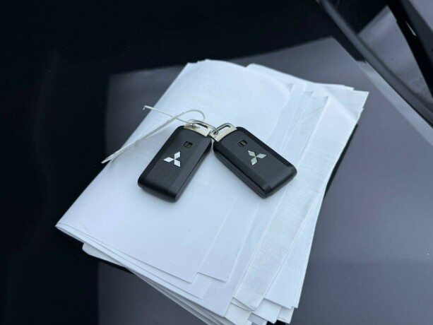 mitsubishi-outlander-elektrisitetbensin-2015-big-28
