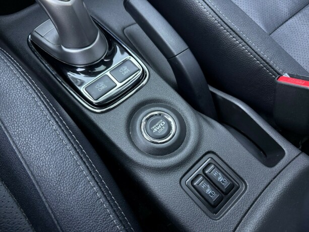 mitsubishi-outlander-elektrisitetbensin-2015-big-20