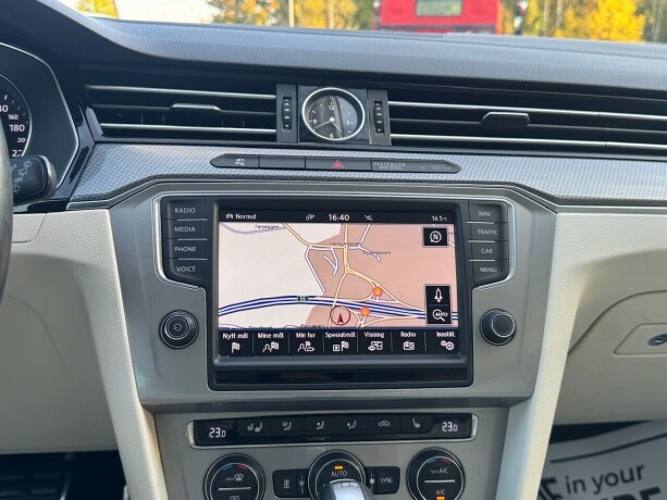 volkswagen-passat-alltrack-diesel-2016-big-17