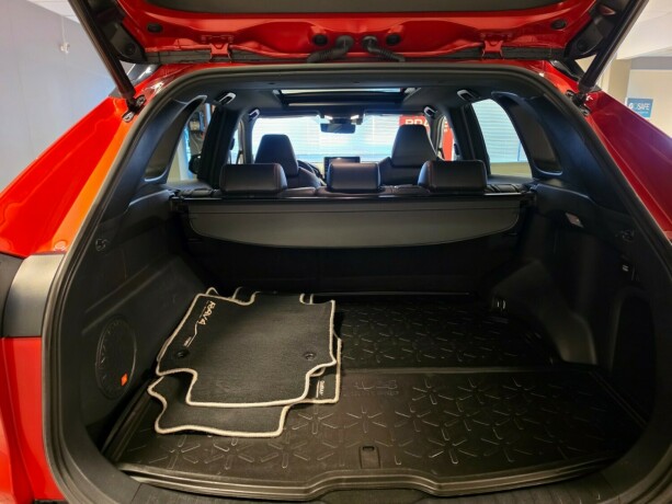 toyota-rav4-plug-in-petrol-2020-big-23