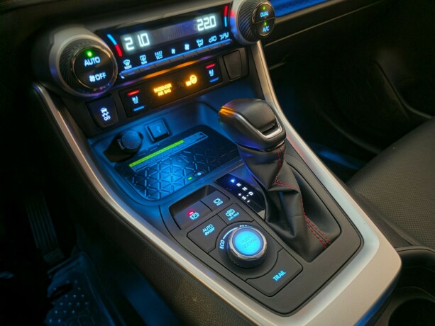 toyota-rav4-plug-in-petrol-2020-big-33