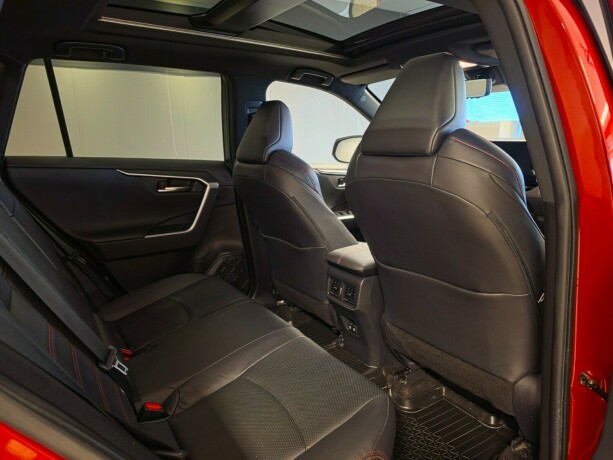 toyota-rav4-plug-in-petrol-2020-big-18