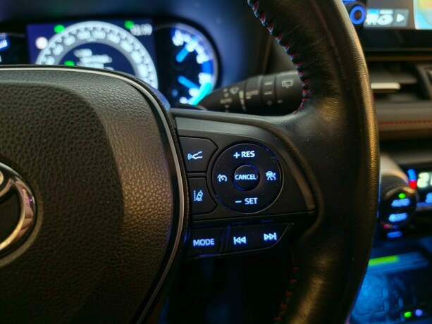 toyota-rav4-plug-in-petrol-2020-big-32