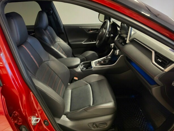 toyota-rav4-plug-in-petrol-2020-big-15