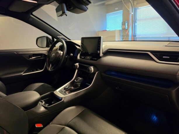 toyota-rav4-plug-in-petrol-2020-big-13