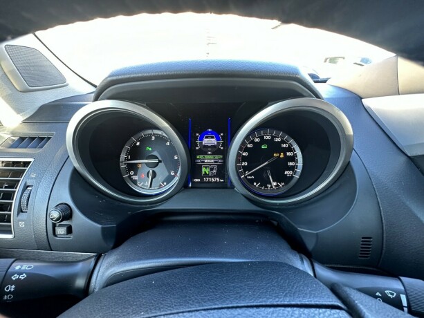 toyota-land-cruiser-diesel-2014-big-15