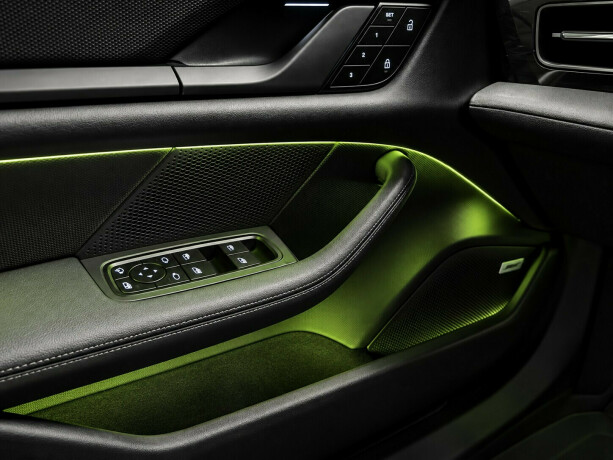 porsche-taycan-4-elektrisitet-2022-big-21