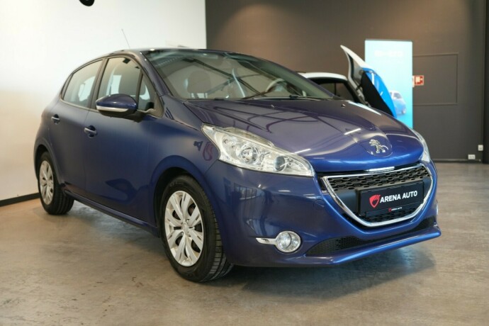 peugeot-208-diesel-2012-big-6