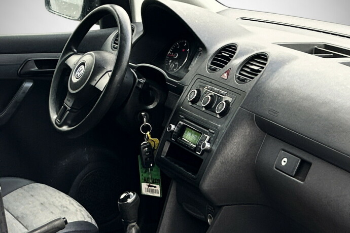 volkswagen-caddy-diesel-2013-big-10
