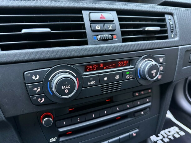 bmw-m3-bensin-2008-big-24