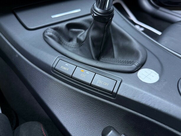 bmw-m3-bensin-2008-big-27