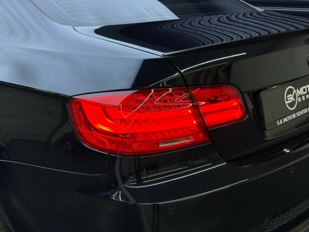 bmw-m3-bensin-2008-big-6