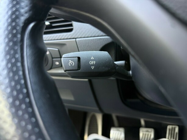 bmw-m3-bensin-2008-big-15