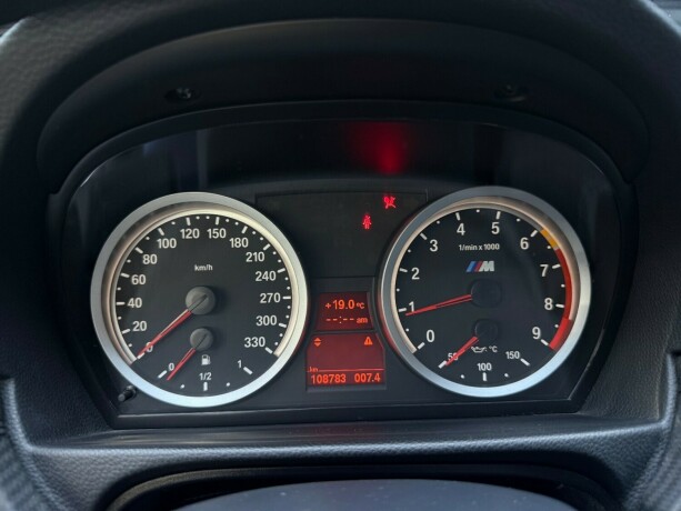 bmw-m3-bensin-2008-big-16