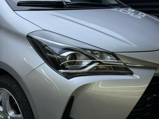 toyota-yaris-elektrisitetbensin-2019-big-4