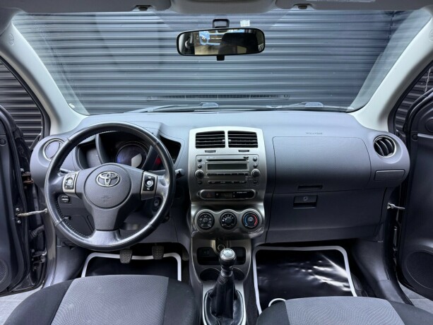 toyota-urban-cruiser-diesel-2014-big-8