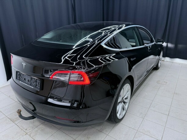 tesla-model-3-elektrisitet-2019-big-7