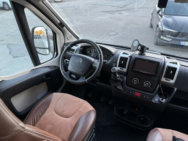 burstner-bt7264-2-enkle-senger-senkeseng-vinterpakke-truma-6eh-gulvvarme-diesel-2018-big-14
