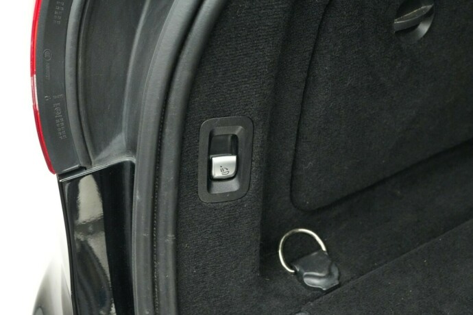 mercedes-benz-c350-e-elektrisitetbensin-2018-big-15
