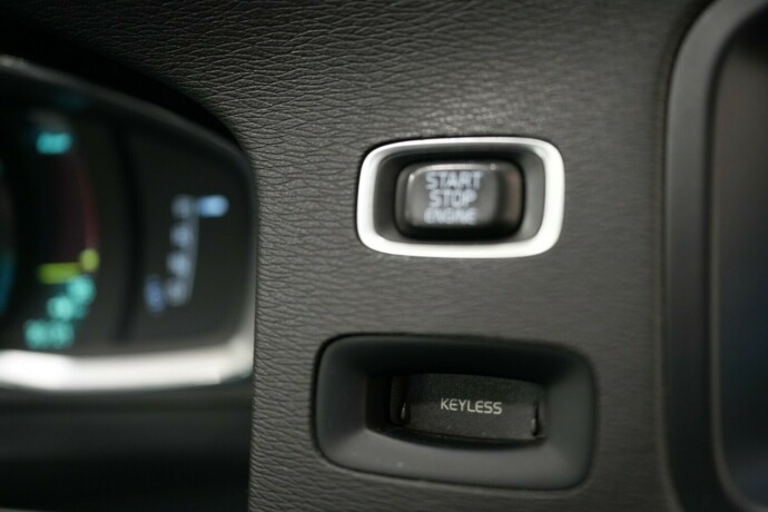 volvo-v60-diesel-2014-big-17