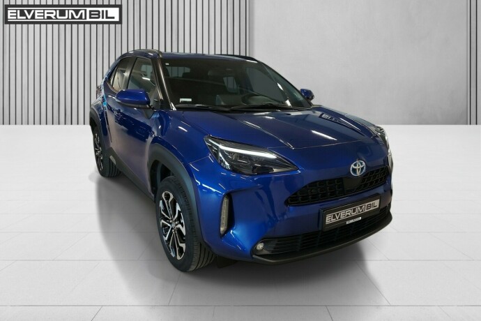 toyota-yaris-cross-elektrisitetbensin-2023-big-1
