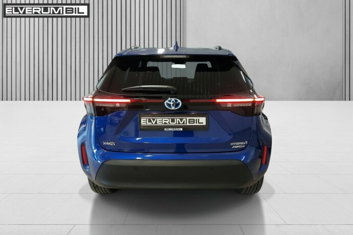 toyota-yaris-cross-elektrisitetbensin-2023-big-15