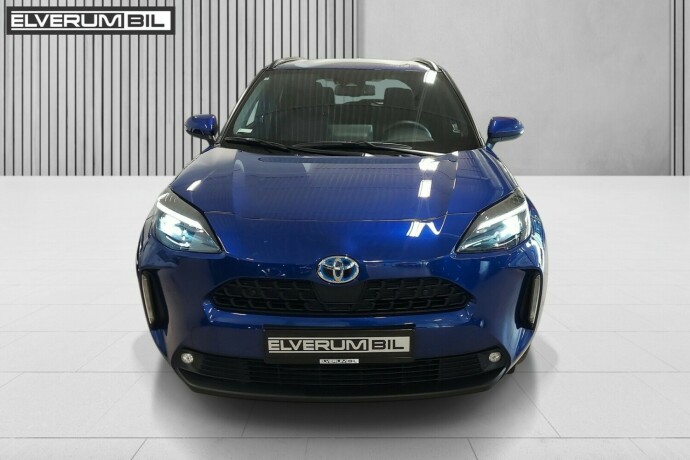toyota-yaris-cross-elektrisitetbensin-2023-big-8