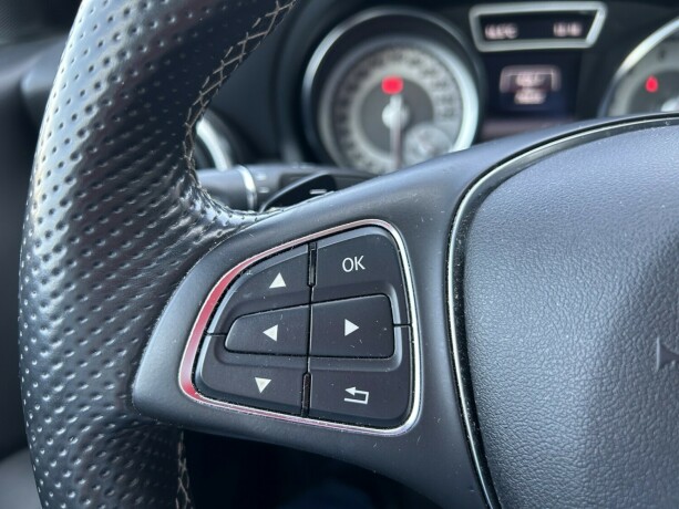 mercedes-benz-cla180-bensin-2015-big-16