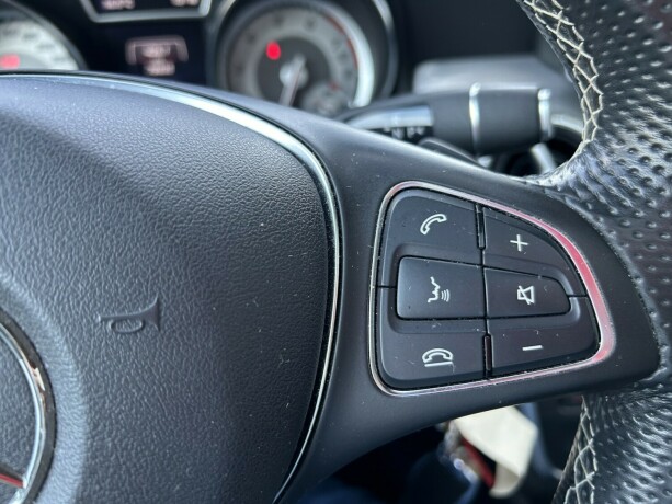 mercedes-benz-cla180-bensin-2015-big-17